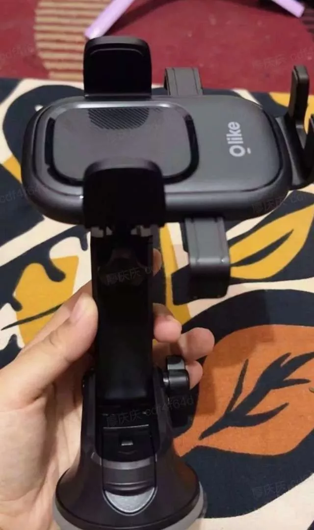 Olike HC30 gắn trong xe