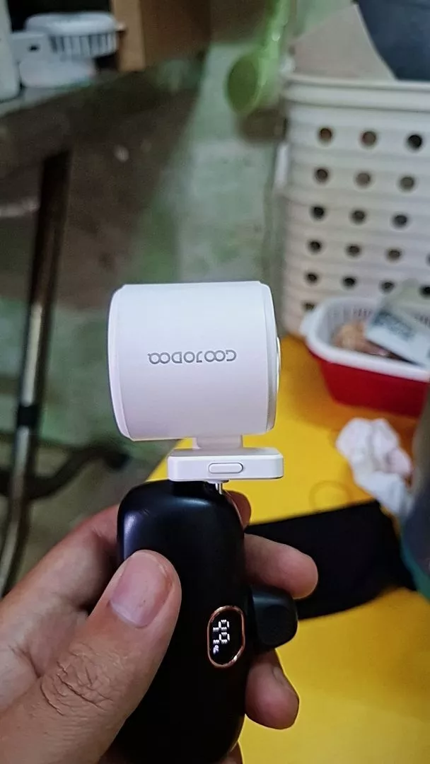 Quạt mini GOOJODOQ xoay 180 độ