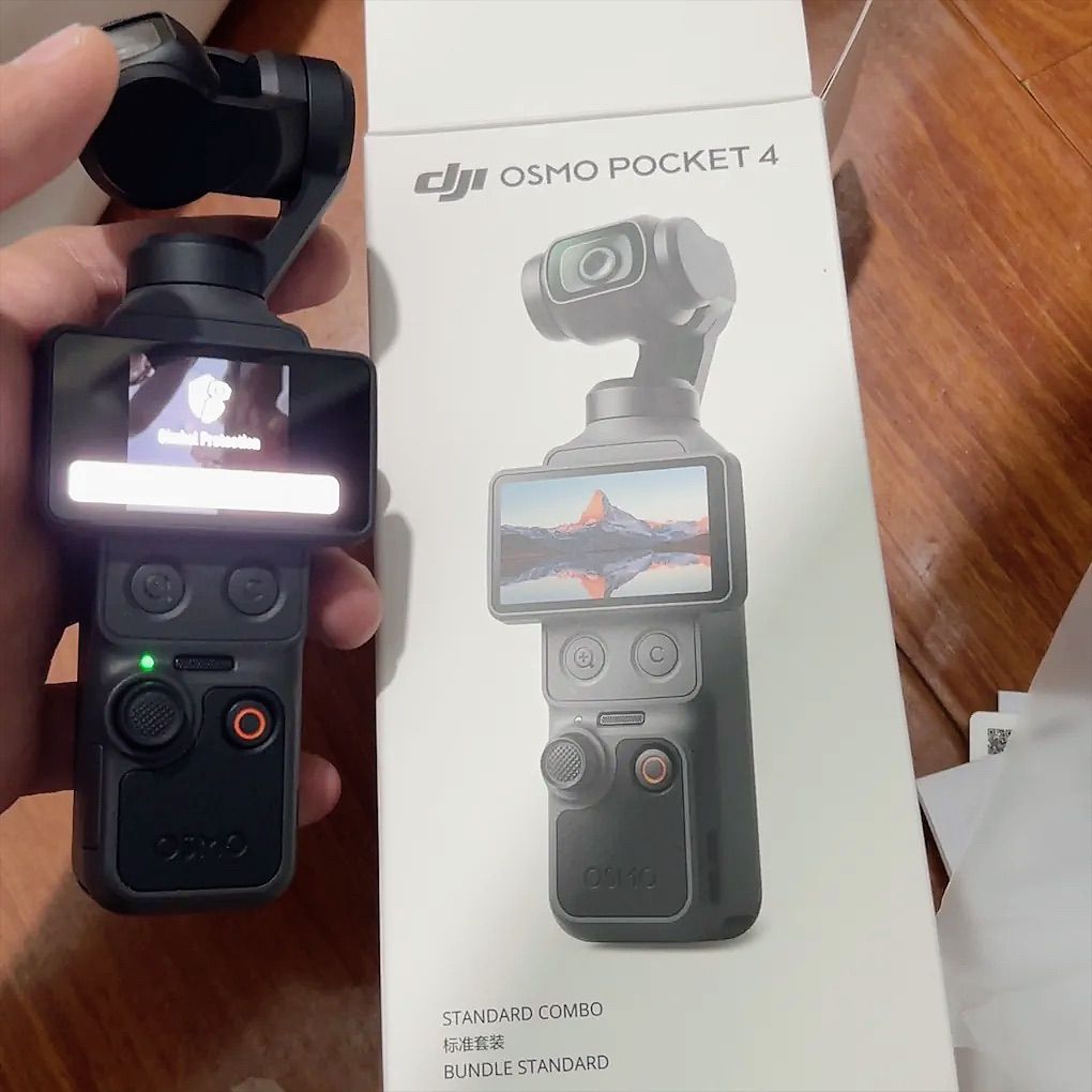 Bộ nhớ và màn hình DJI Osmo Pocket 4