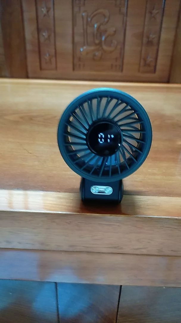 Màn hình LED của quạt