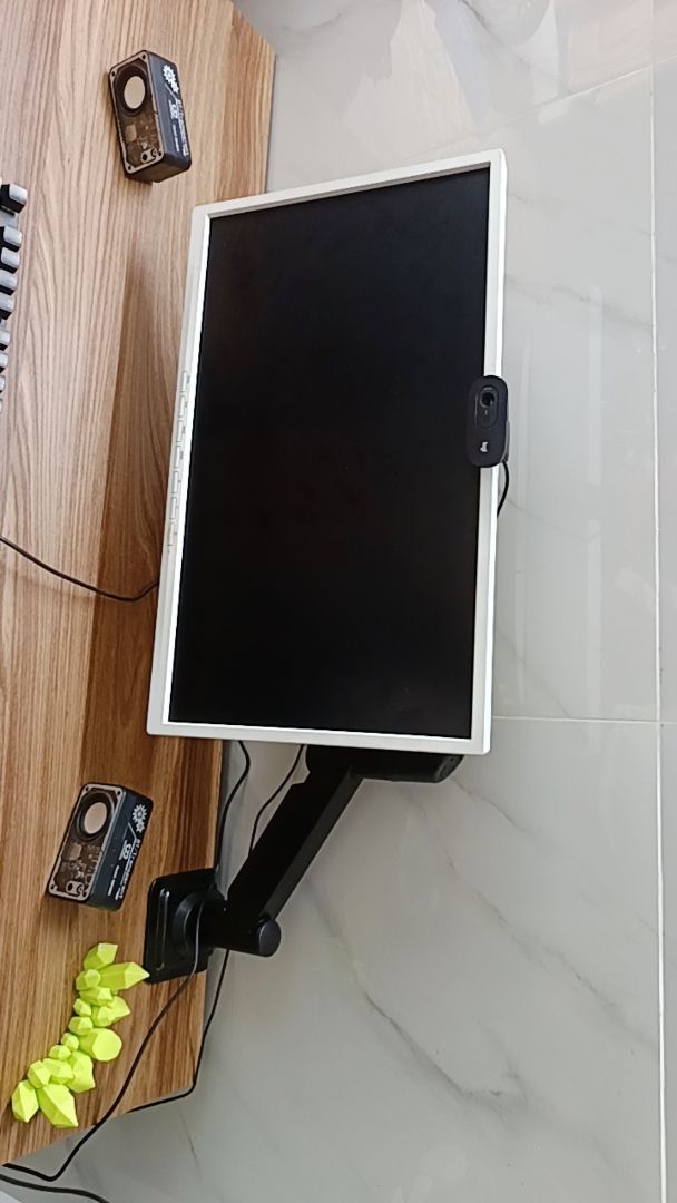 Tay treo màn hình E-DRA màu đen