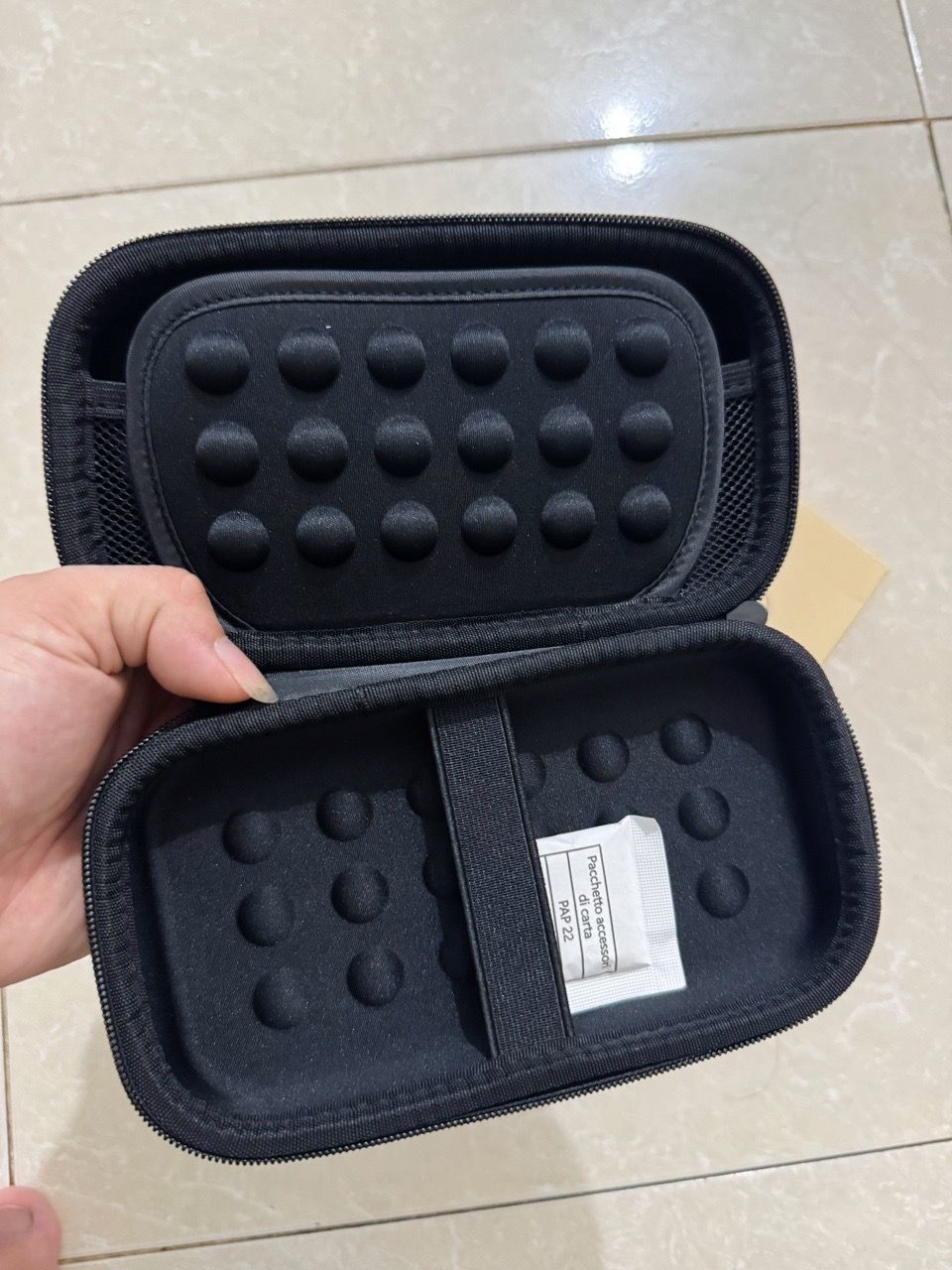 Túi chống sốc UGREEN