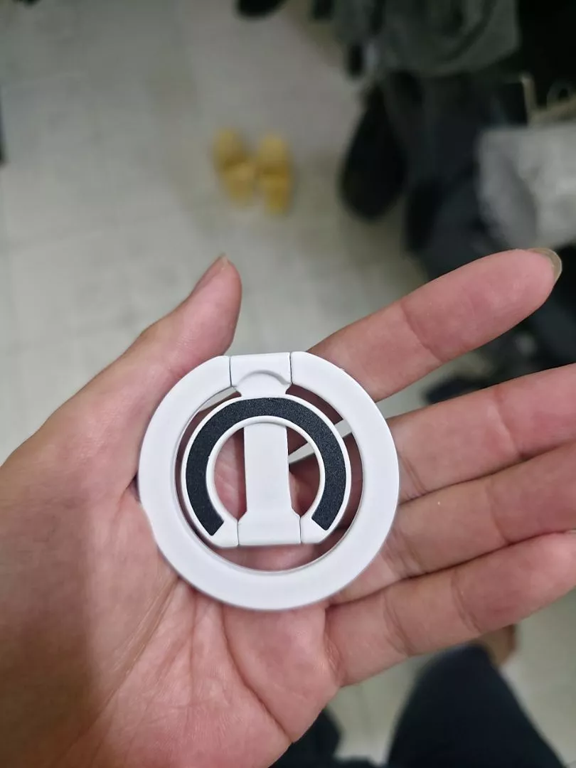 Chi tiết khung và bản lề
