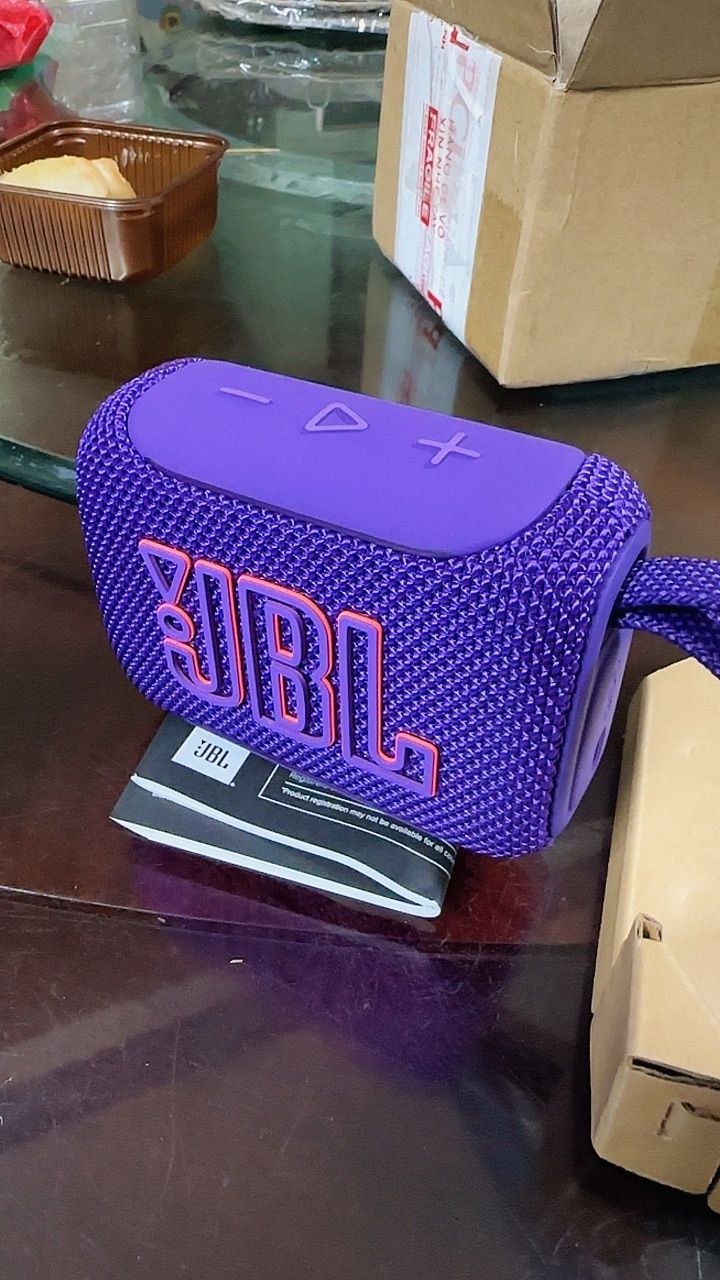 JBL Go 5 nhỏ gọn
