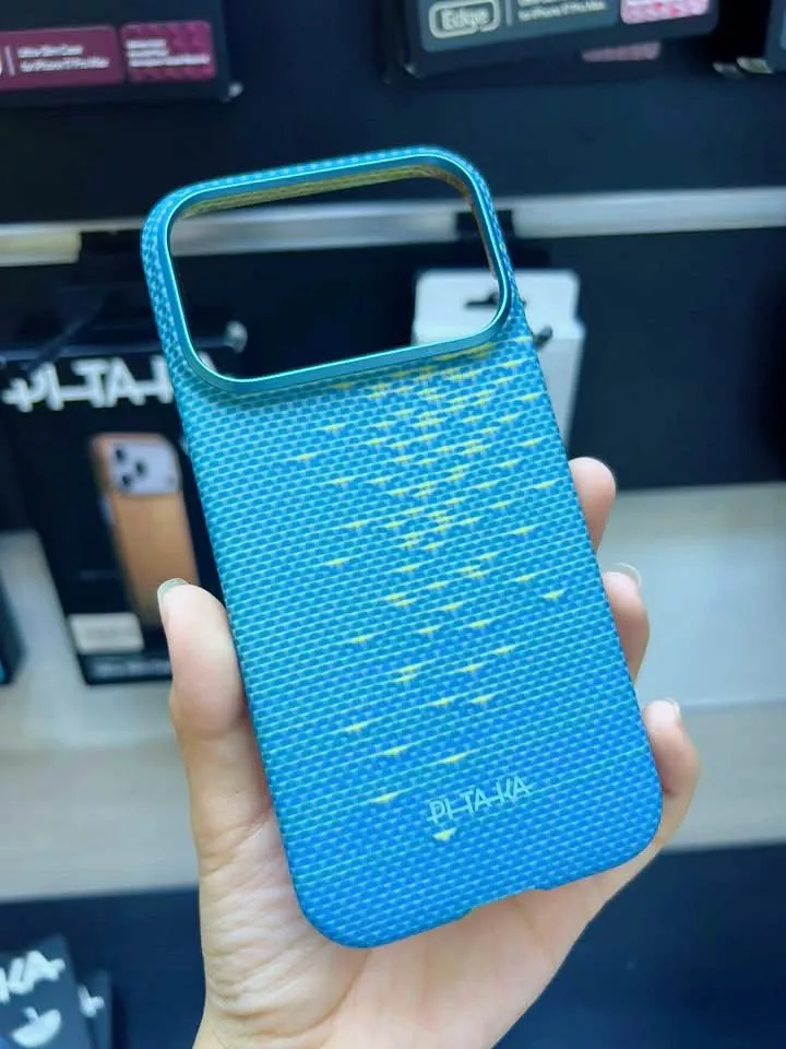 Chi tiết ốp lưng Pitaka iPhone 17 Pro Max