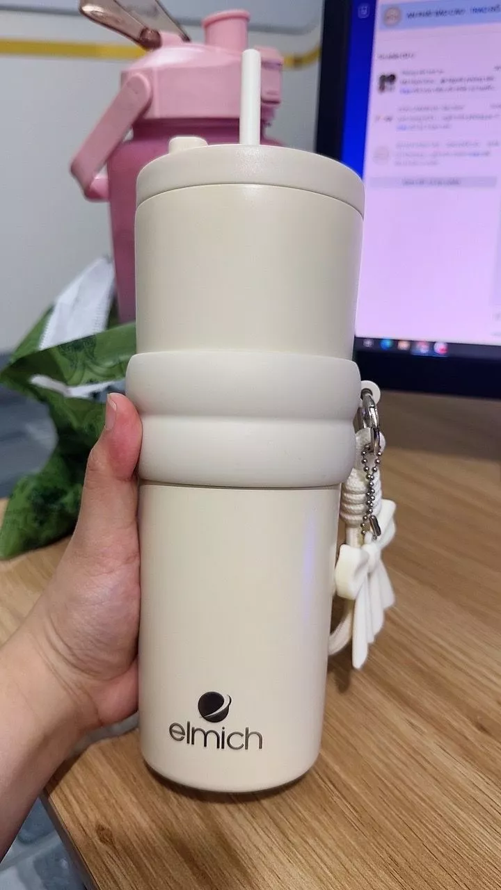 Chi tiết nắp cốc