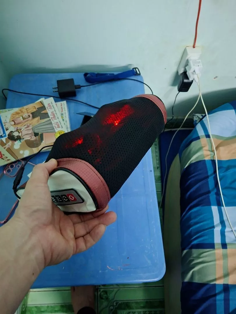 Gối mát xa hồng ngoại massage nhiều vùng cơ thể