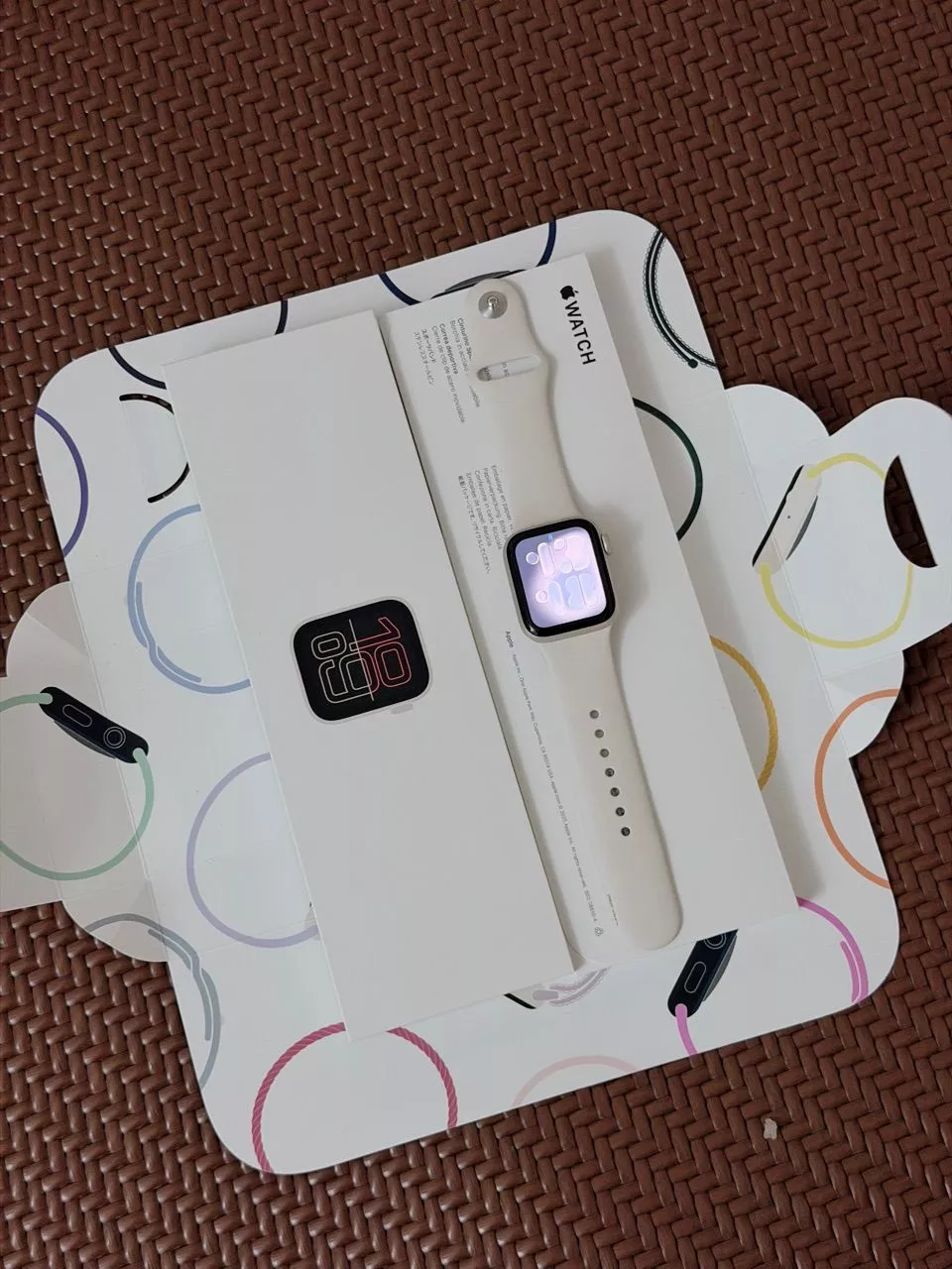 Apple Watch SE 3 hiển thị màn hình
