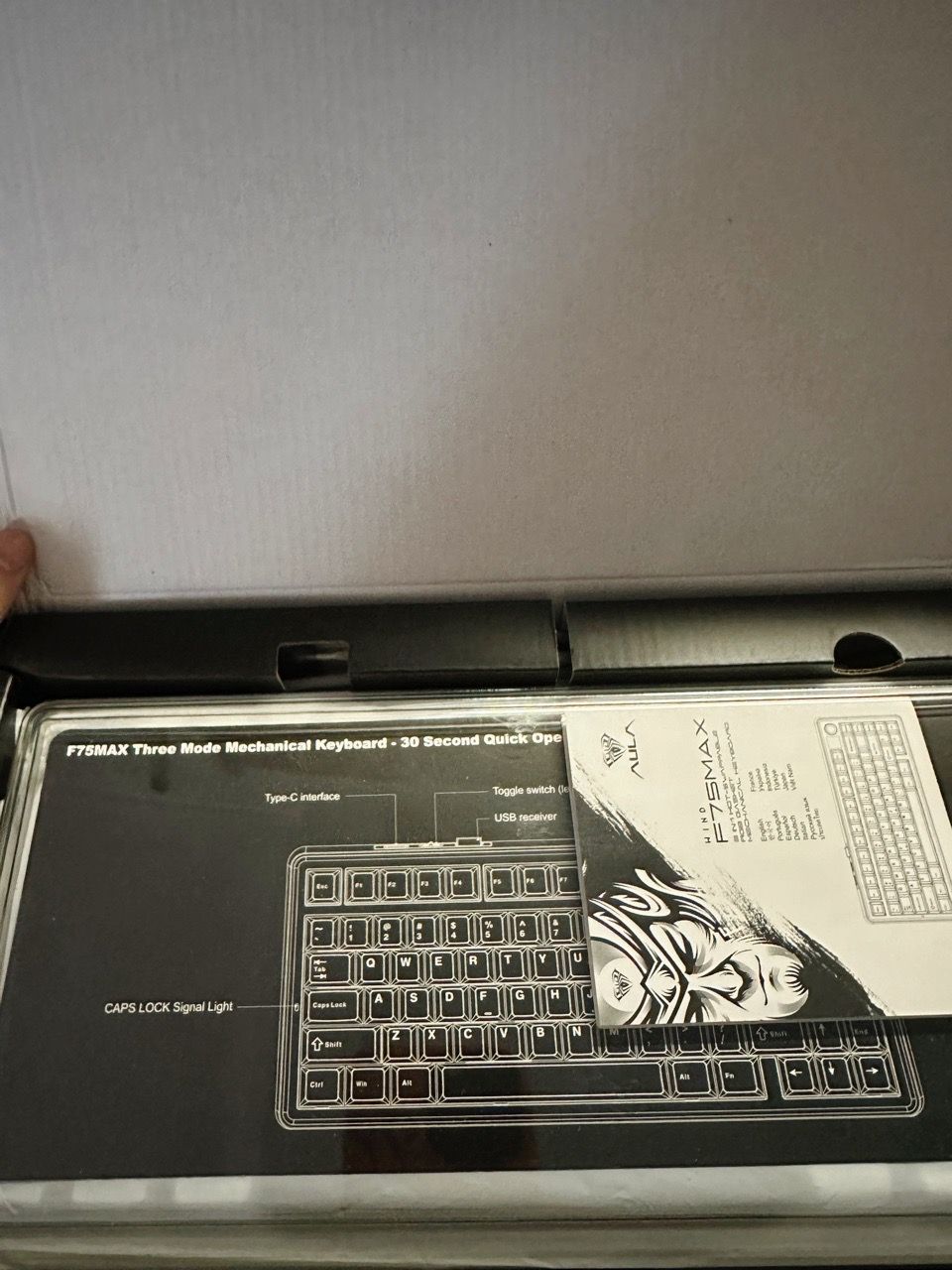 Bố cục 80 phím AULA F75 MAX