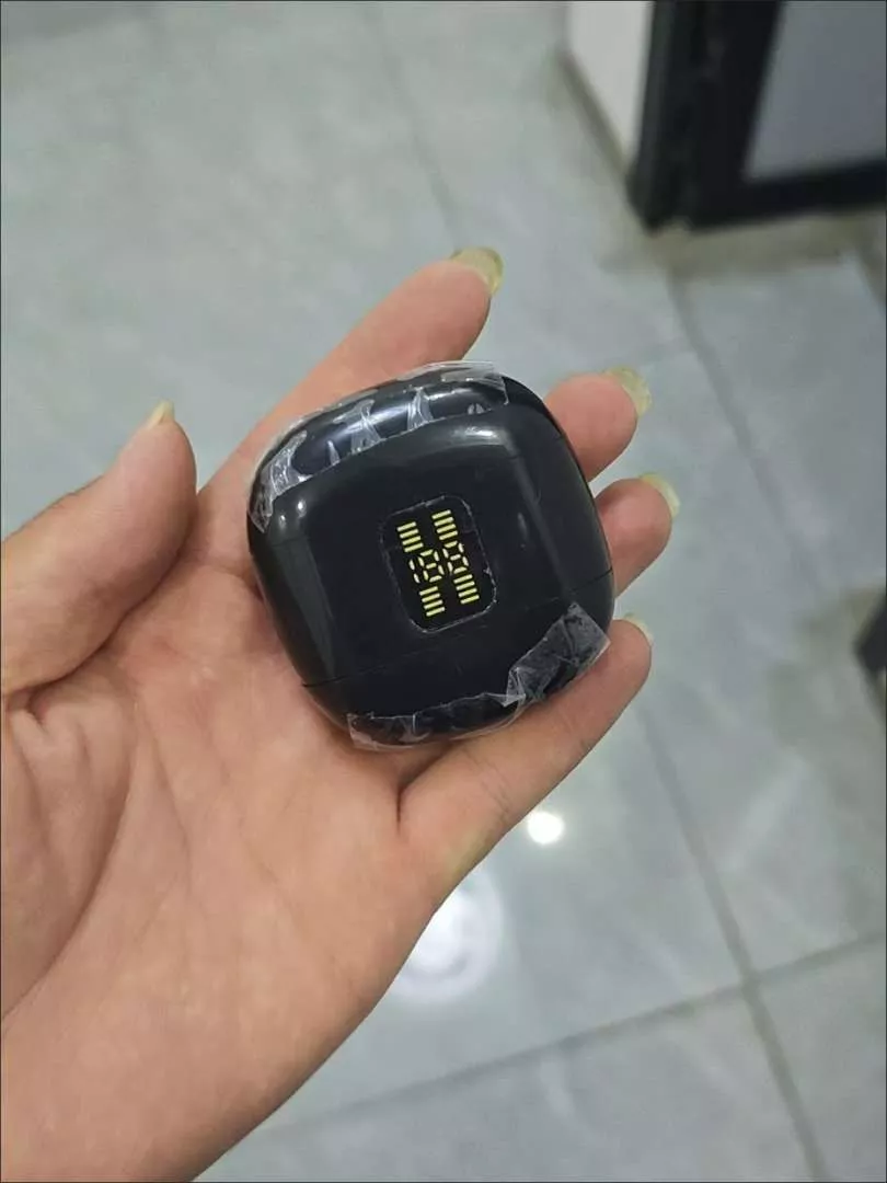 Hộp sạc tai nghe TWS