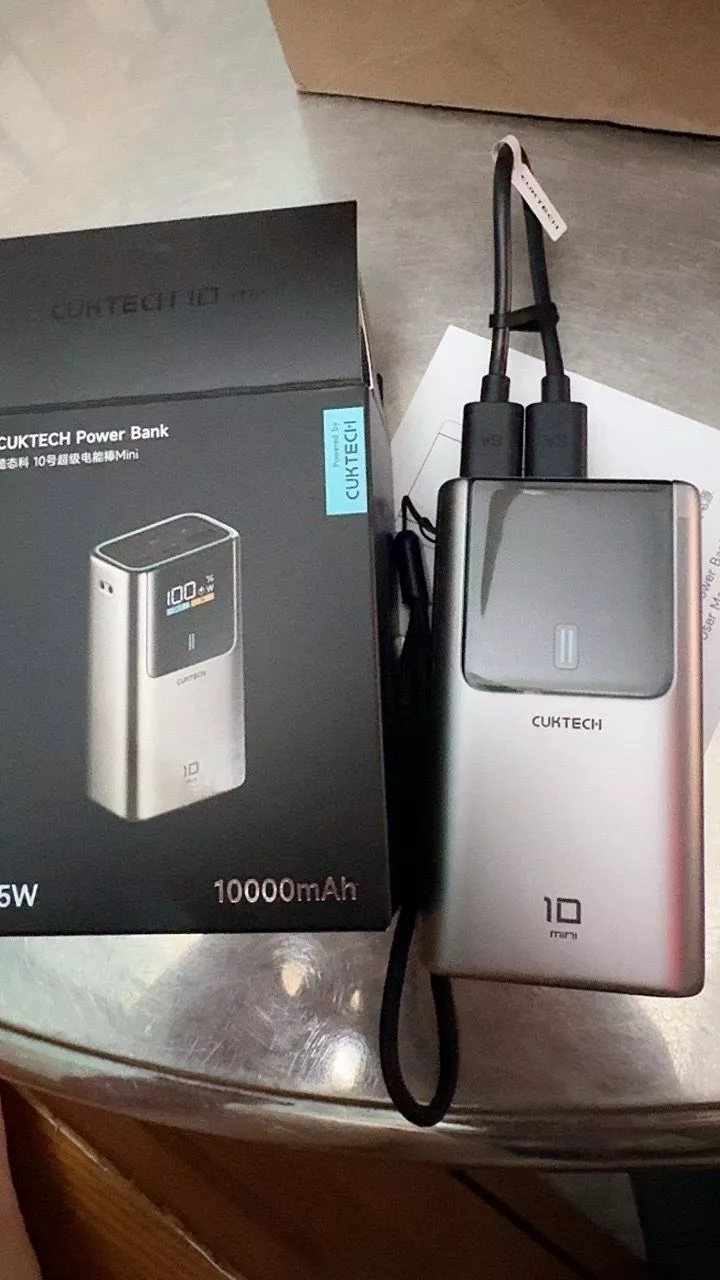 CUKTECH Mini 55W với cổng sạc USB-C và USB-A