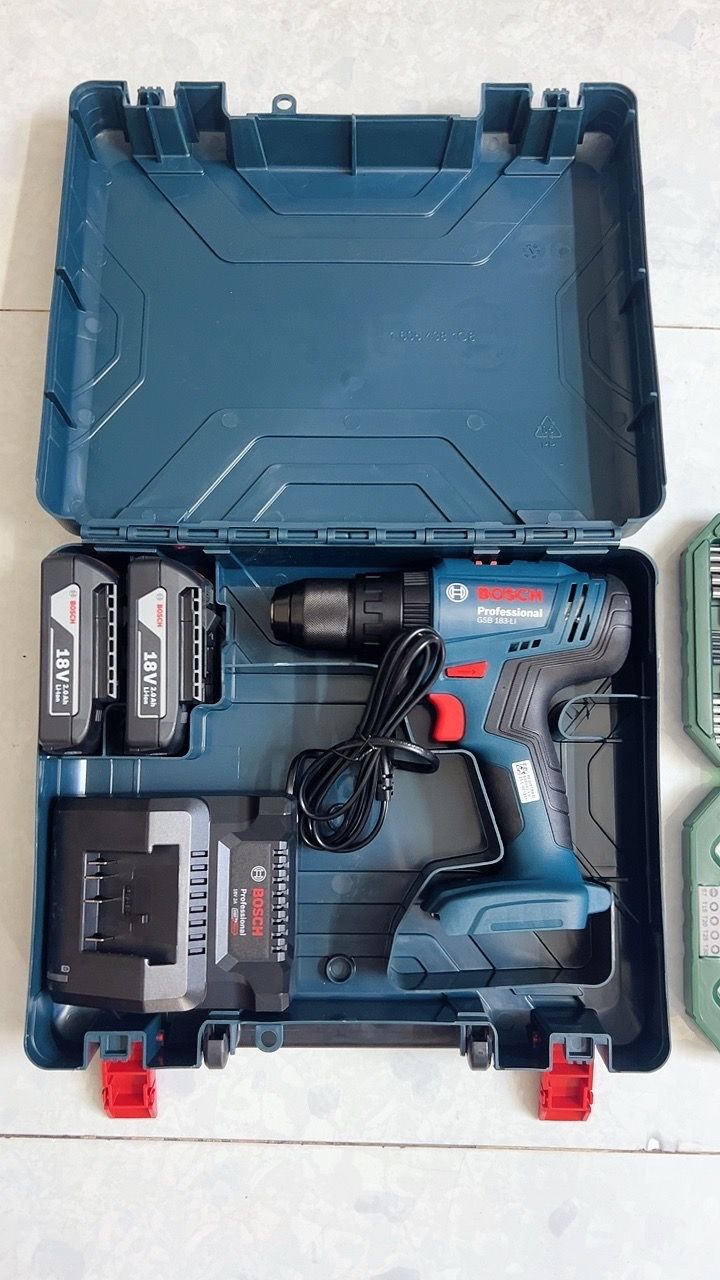 Hộp phụ kiện X-Line 34 món Bosch