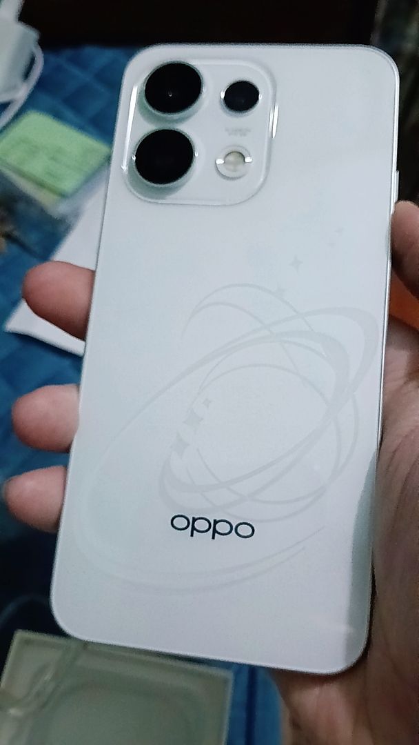 Màn hình OLED OPPO Reno16F