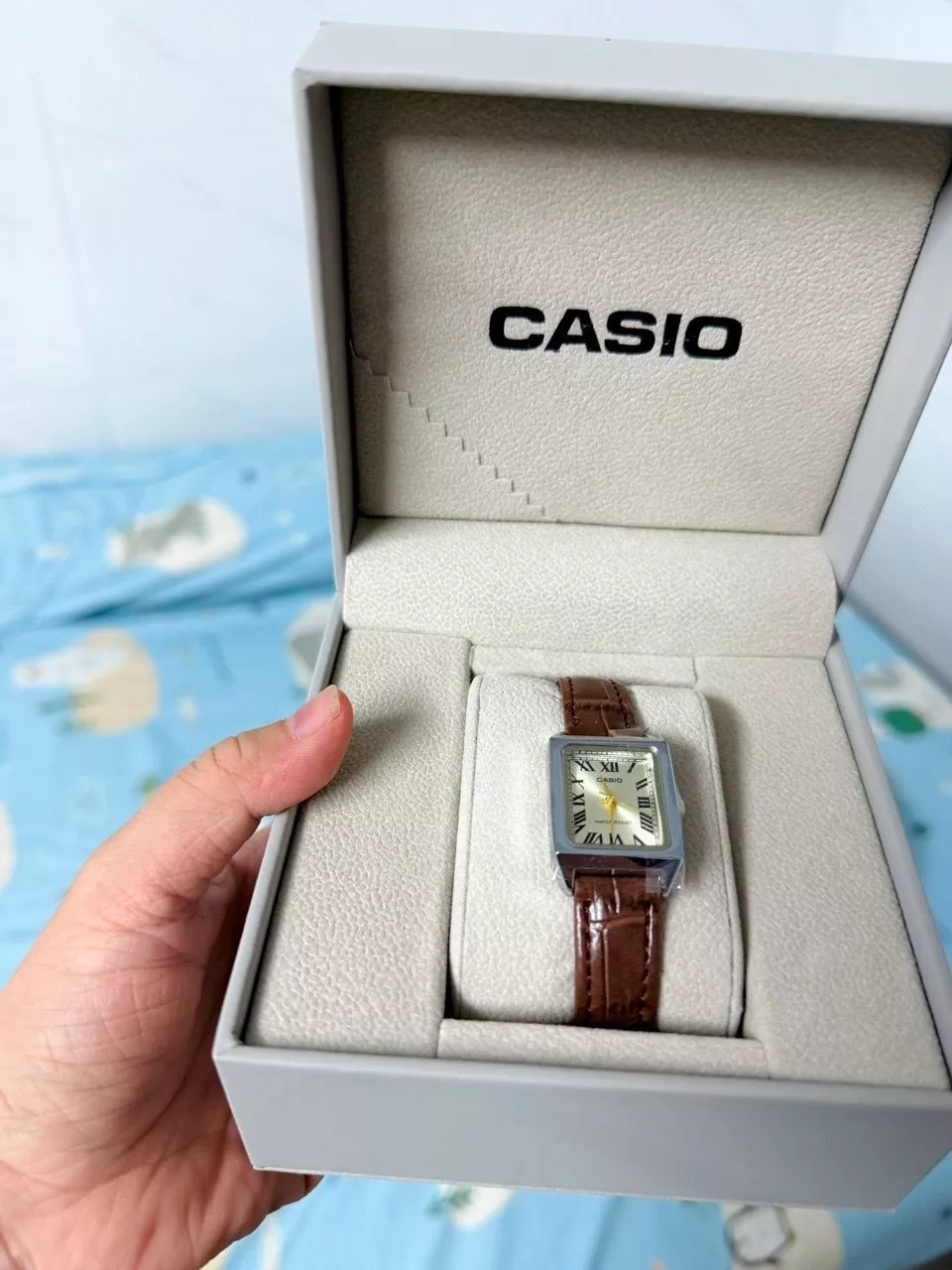 Hộp đồng hồ Casio nữ LTP-V007L-9BU độc quyền