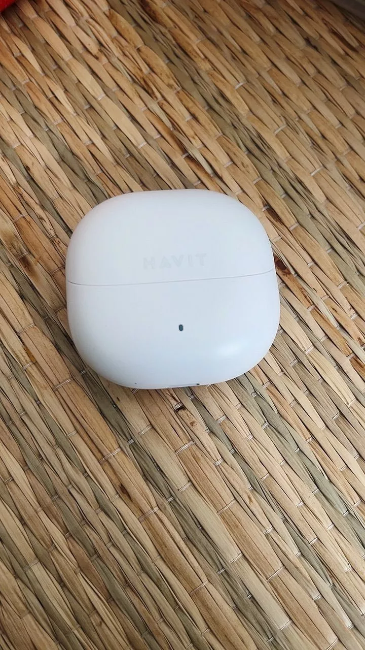 Havit Life 04T kèm hộp sạc