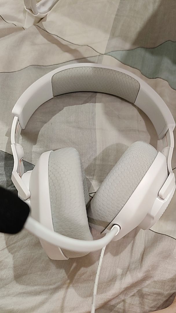 Tai nghe gaming JBL