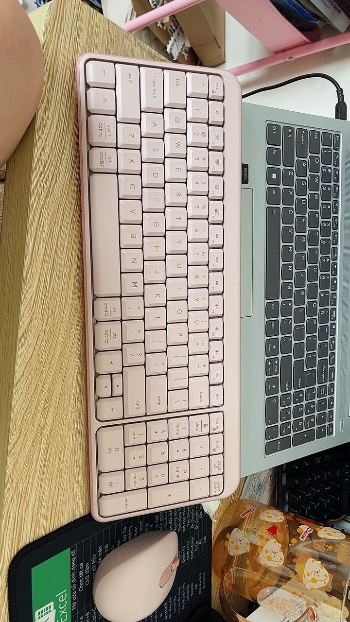 Bàn phím chuột Bluetooth Logitech
