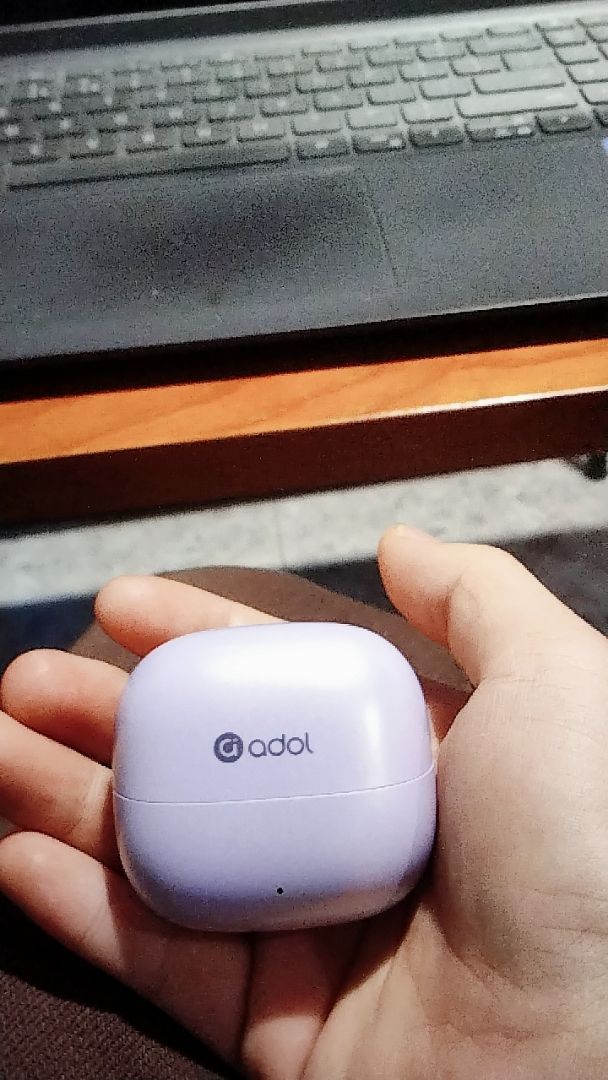 Thiết kế tai nghe ASUS Adol J111