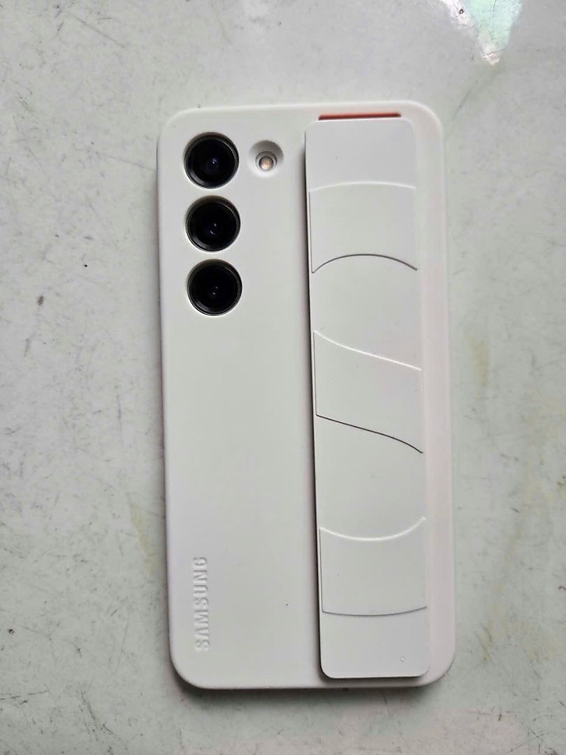 Thiết kế ốp lưng silicone Samsung Galaxy S23