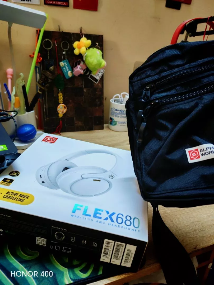 Tai nghe không dây chống ồn Alpha Works FLEX 680