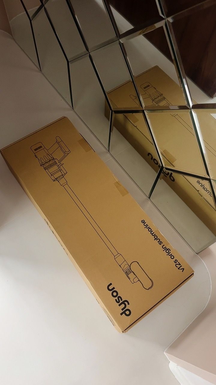 Máy hút bụi lau nhà Dyson