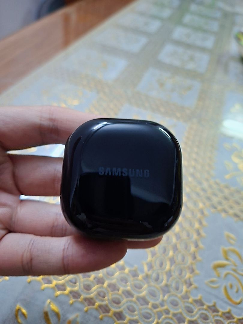 Hộp sạc Samsung Galaxy Buds Core