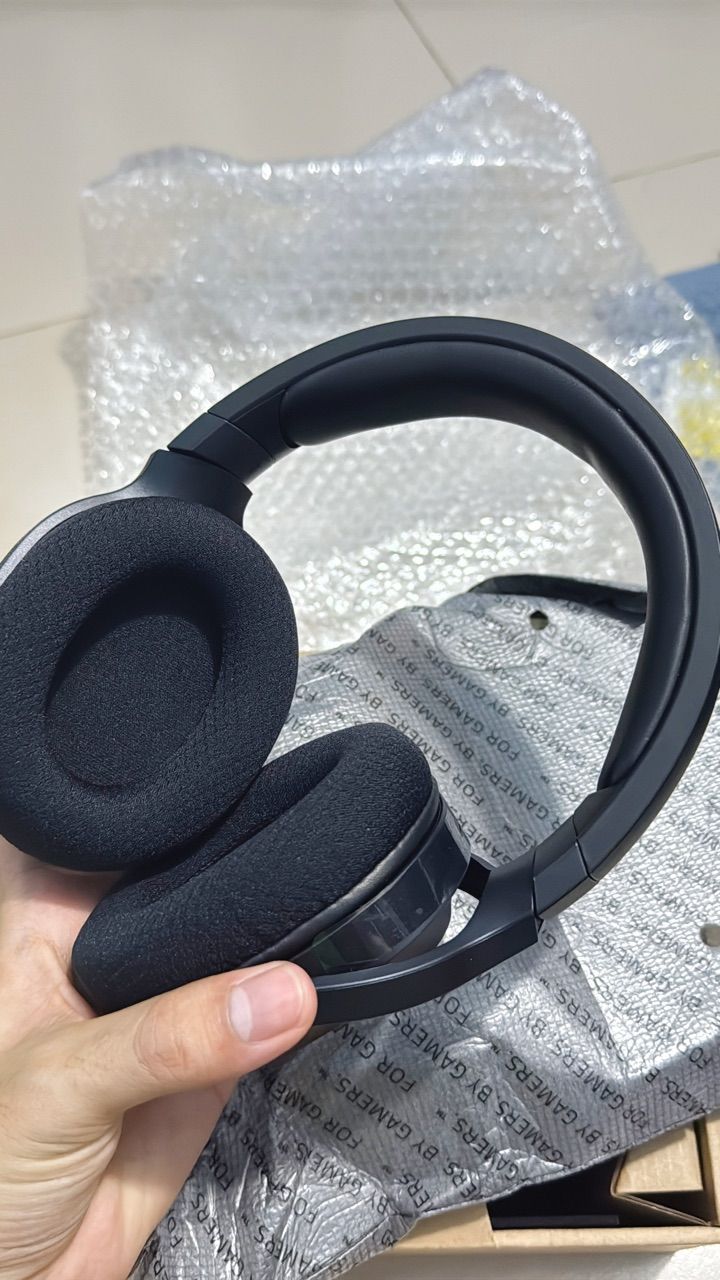 Razer Barracuda X 2022 với kết nối không dây