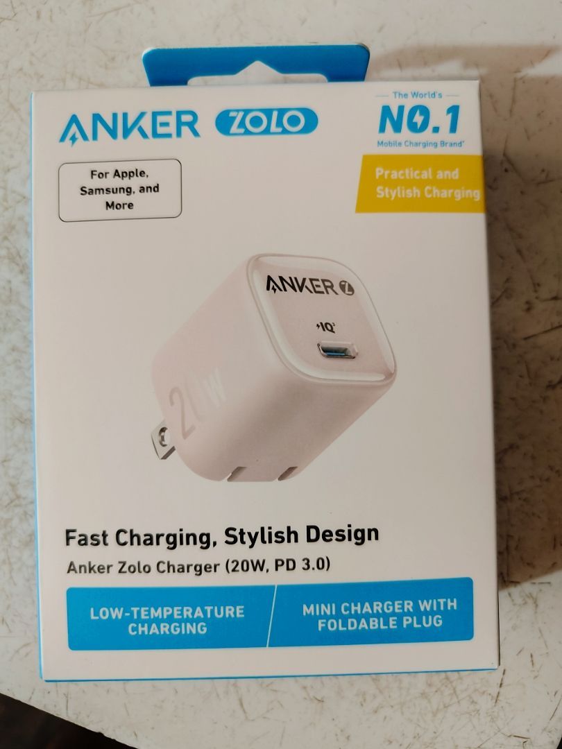 Thiết kế chân gập Anker