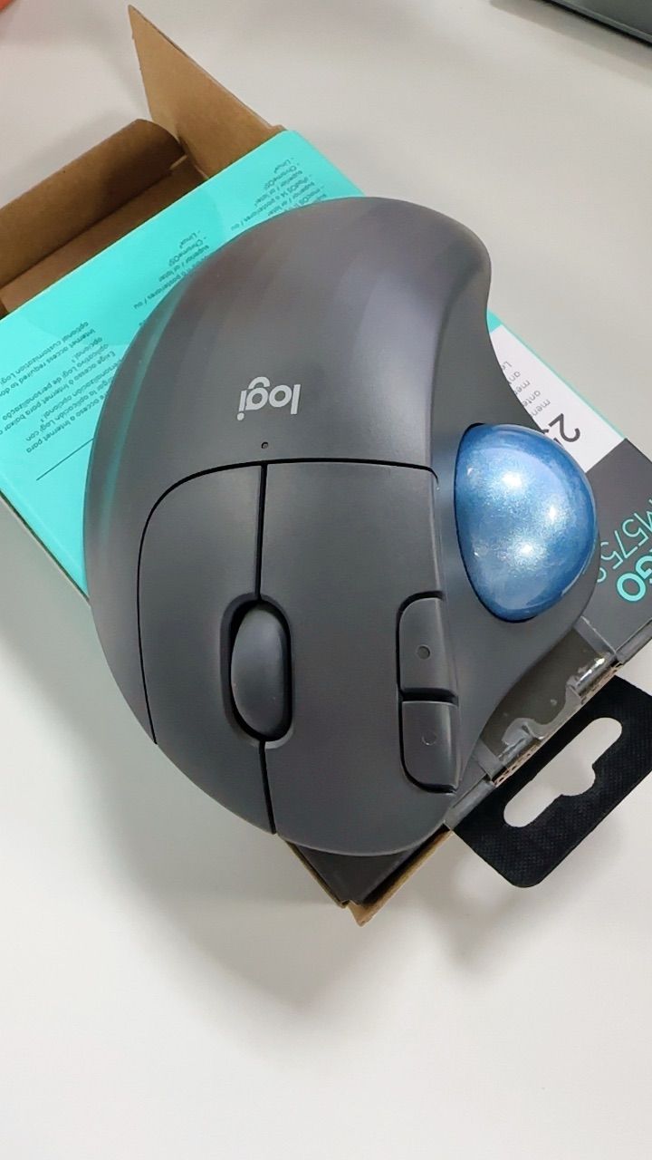 Chuột không dây Logitech Ergo M575s