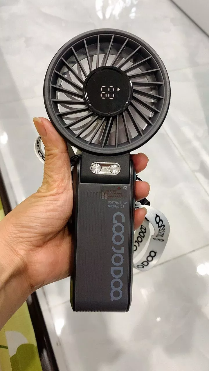 Quạt GOOJODOQ GFS014 dùng làm quạt bàn