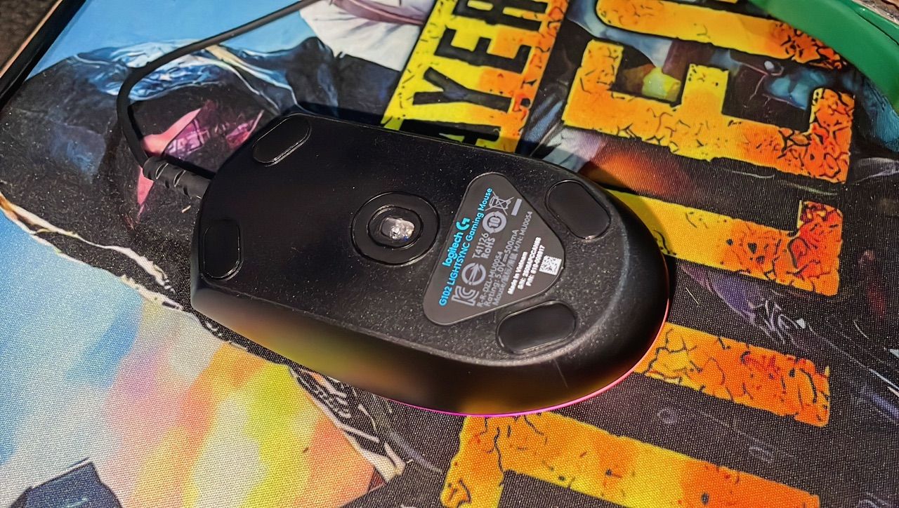 Đèn Lightsync RGB trên Logitech G102