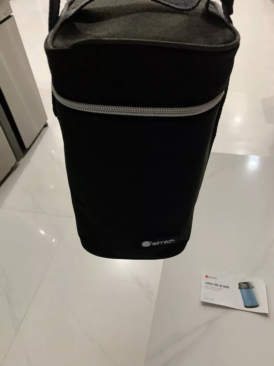 Hộp cơm giữ nhiệt màu xanh