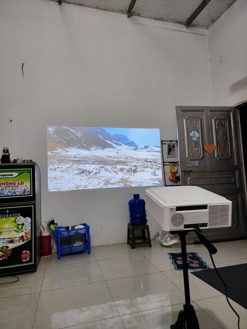 BeeCube Star trình chiếu Full HD
