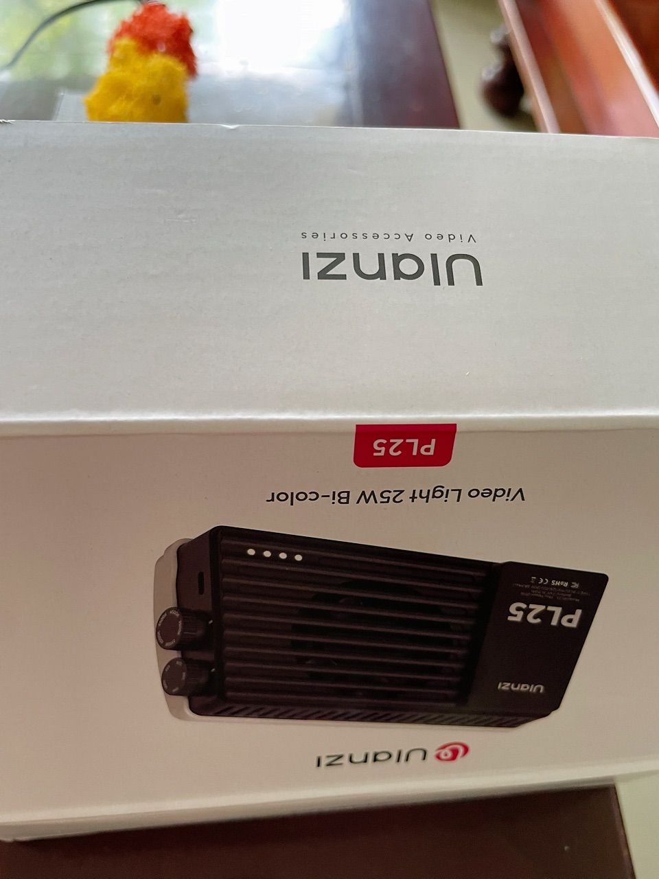 Ulanzi PL25 điều chỉnh ánh sáng
