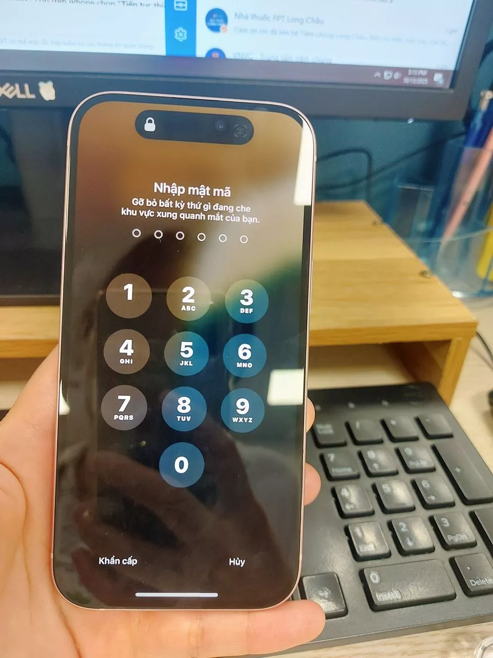 Apple iPhone 15 ảnh minh họa