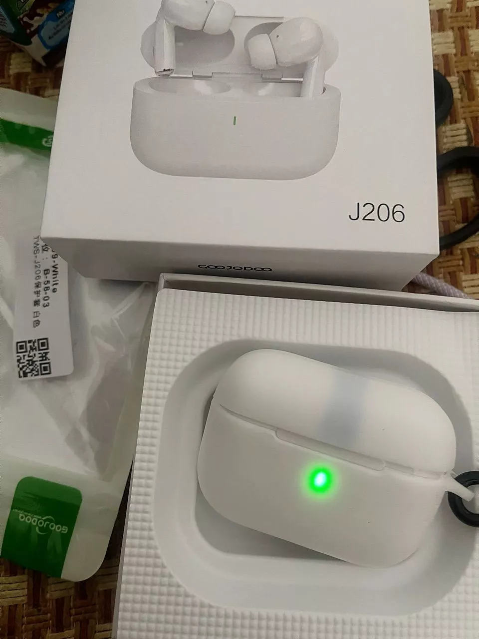 Phụ kiện bảo vệ cổng sạc