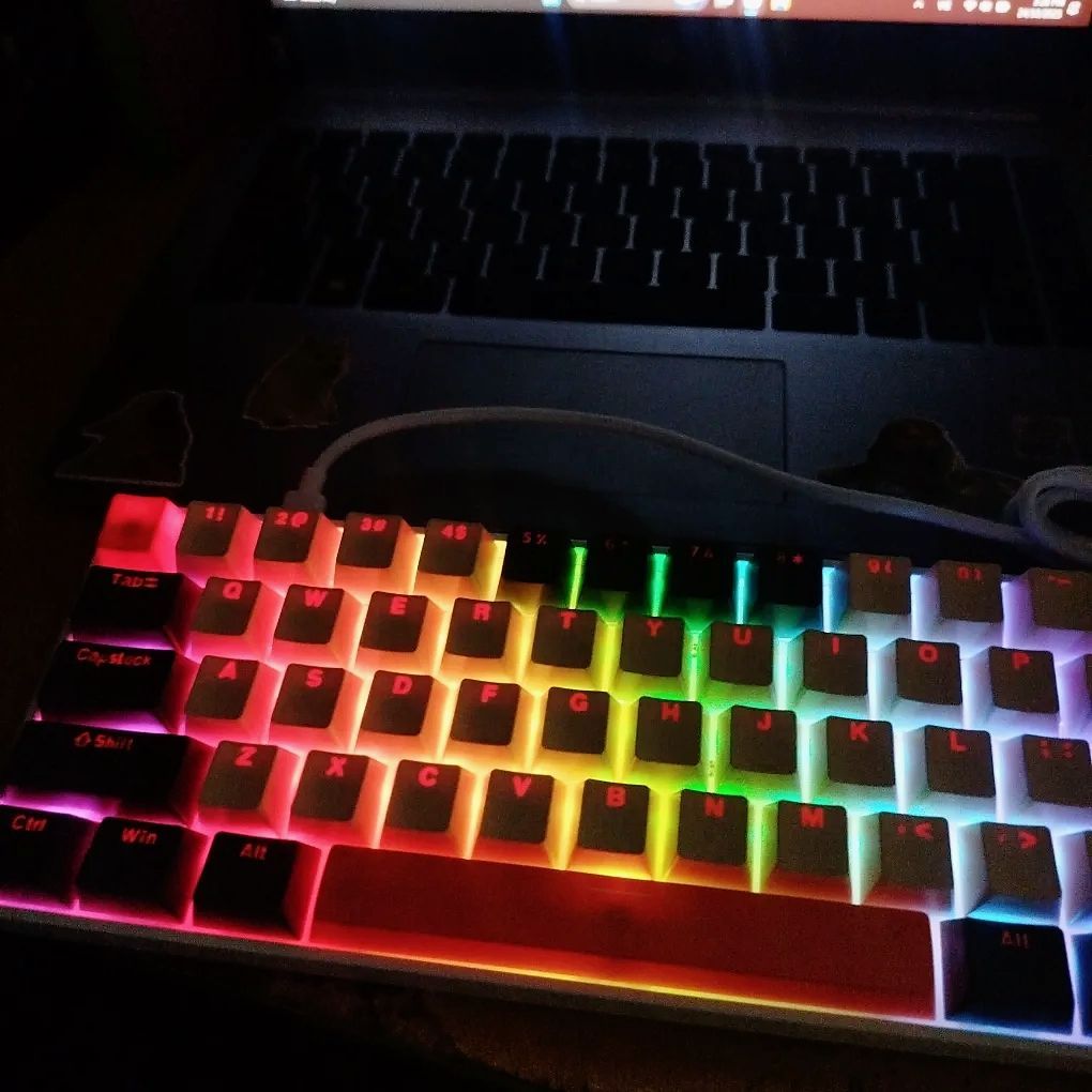 Layout 64 phím của ATAS ZA641 Pro