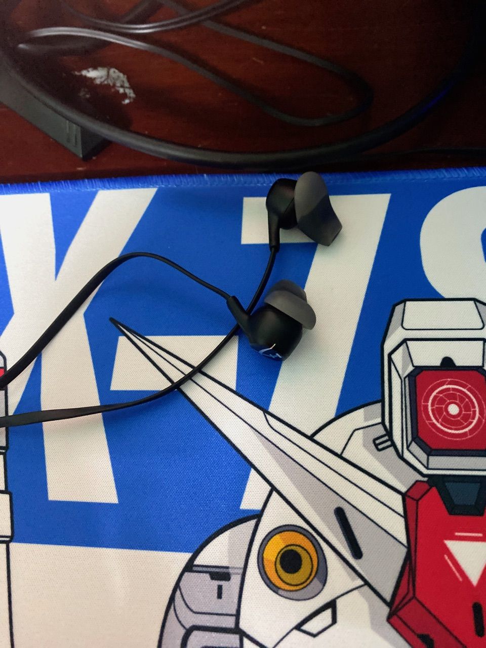 HyperX Cloud Earbuds II màu đỏ