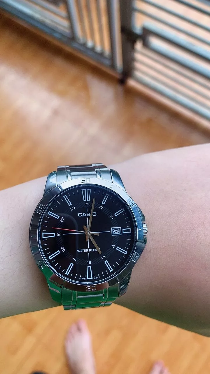 Đồng hồ Casio MTP-V004D-1CUDF hộp đựng và phụ kiện