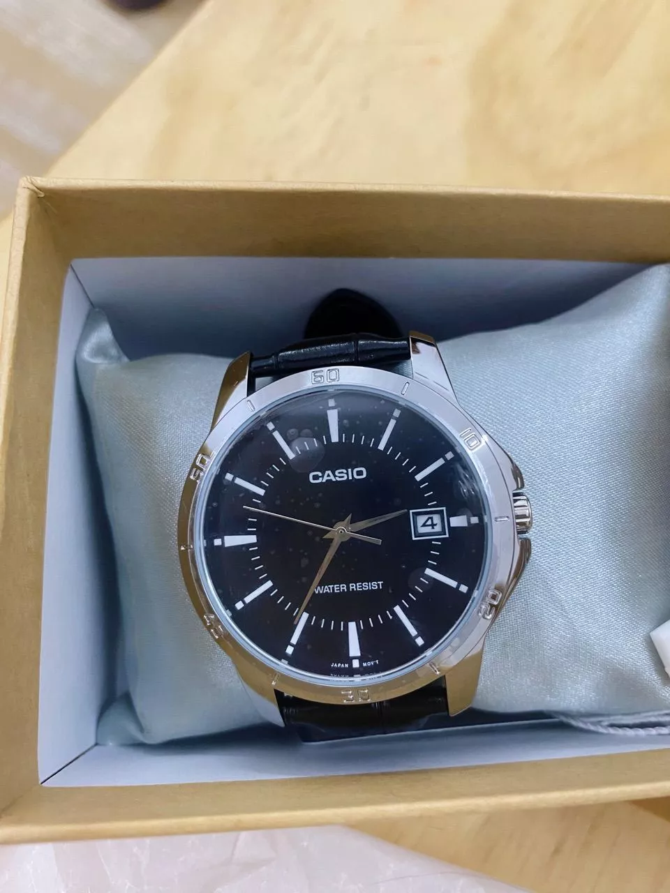 Đồng hồ đôi nam nữ dây da Casio Anh Khuê MTP/LTP V004L-1A - chi tiết sản phẩm