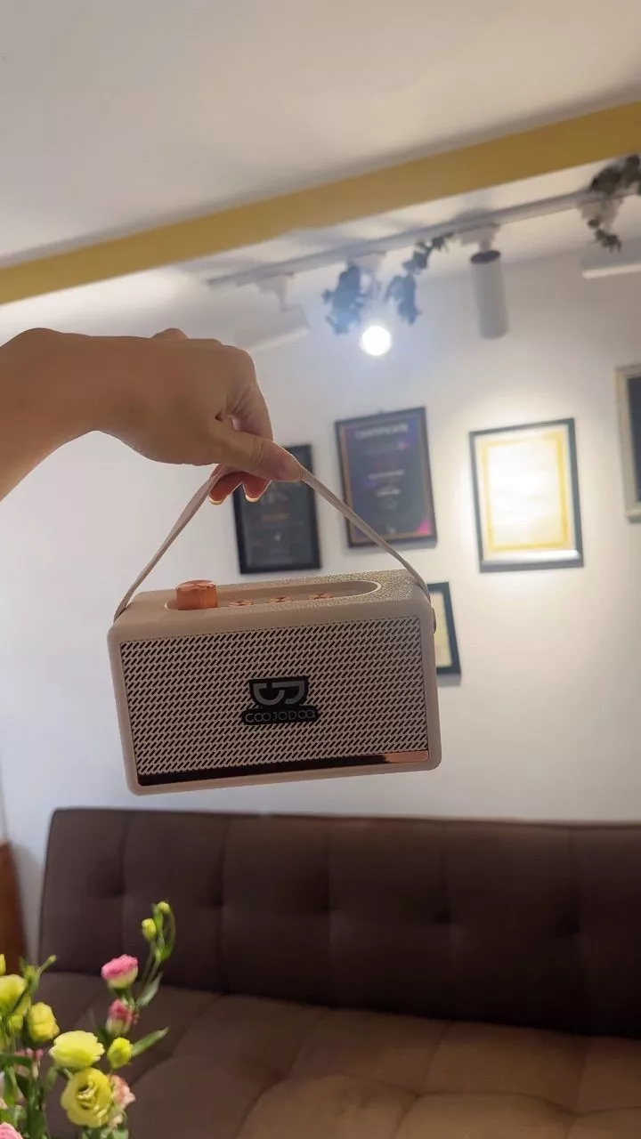 Loa Bluetooth Goojodoq âm thanh vòm RGB đa chức năng