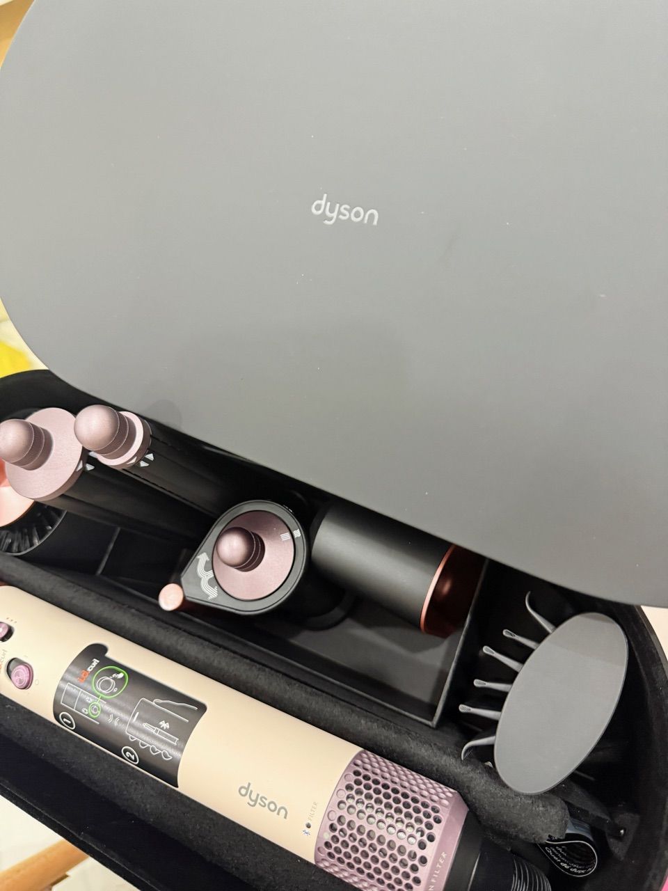 Dyson Airwrap i.d. màu Ceramic Pink