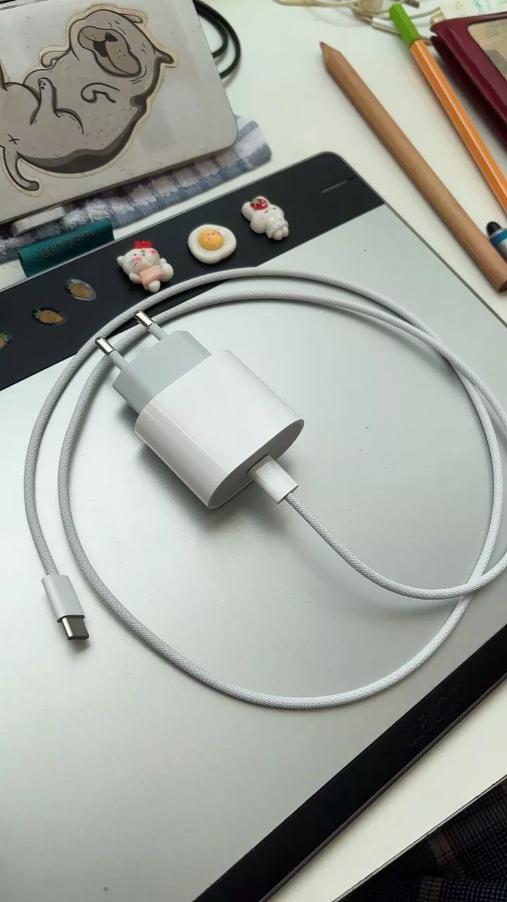 Bộ sạc Apple kèm cáp USB-C