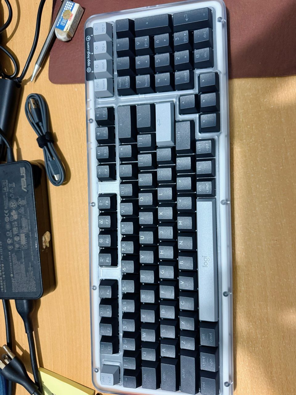 Layout 98 phím K98M
