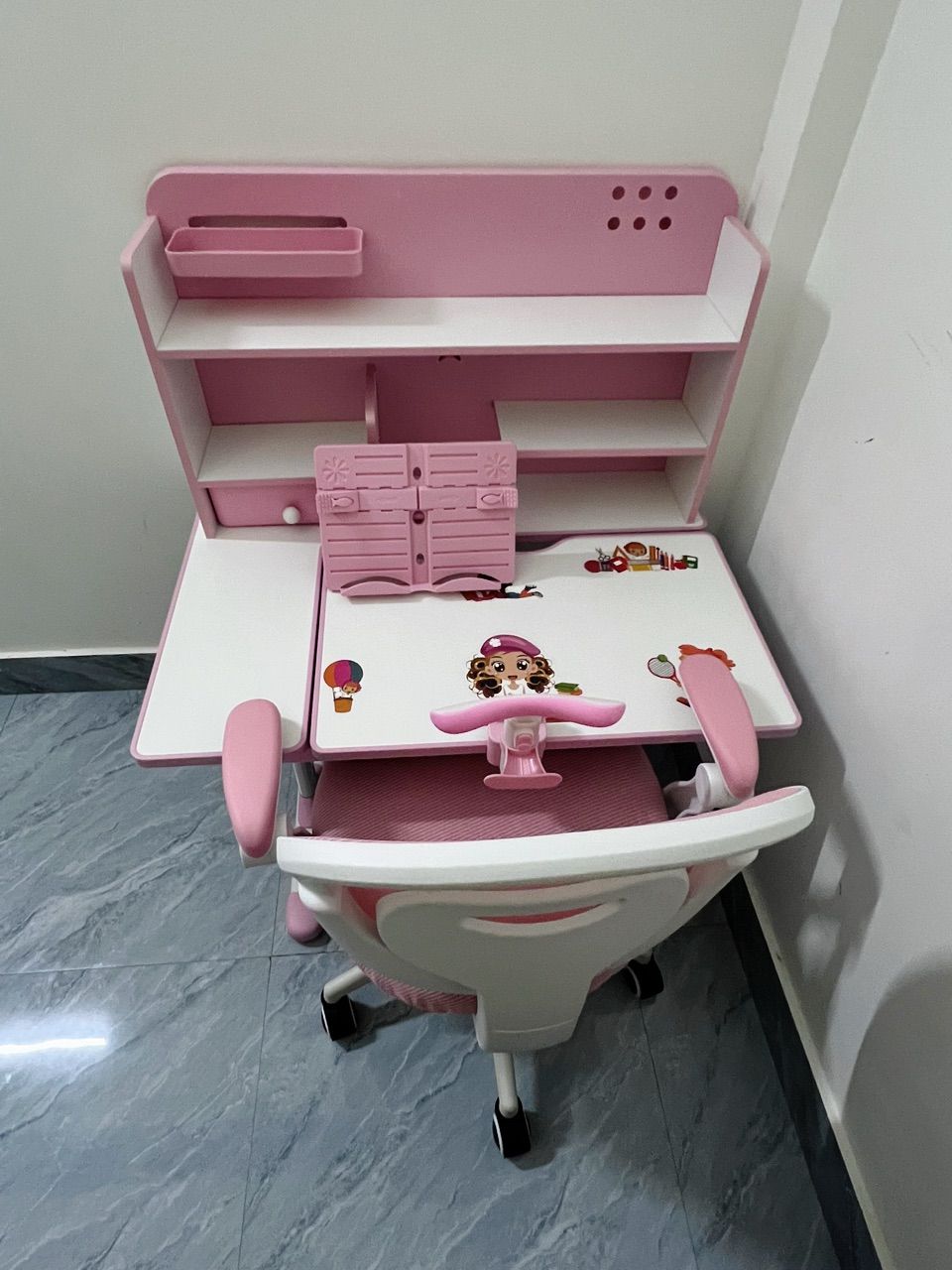 Bàn học sinh Lumili E10 plus có giá sách chống gù chống cận, - ảnh 5