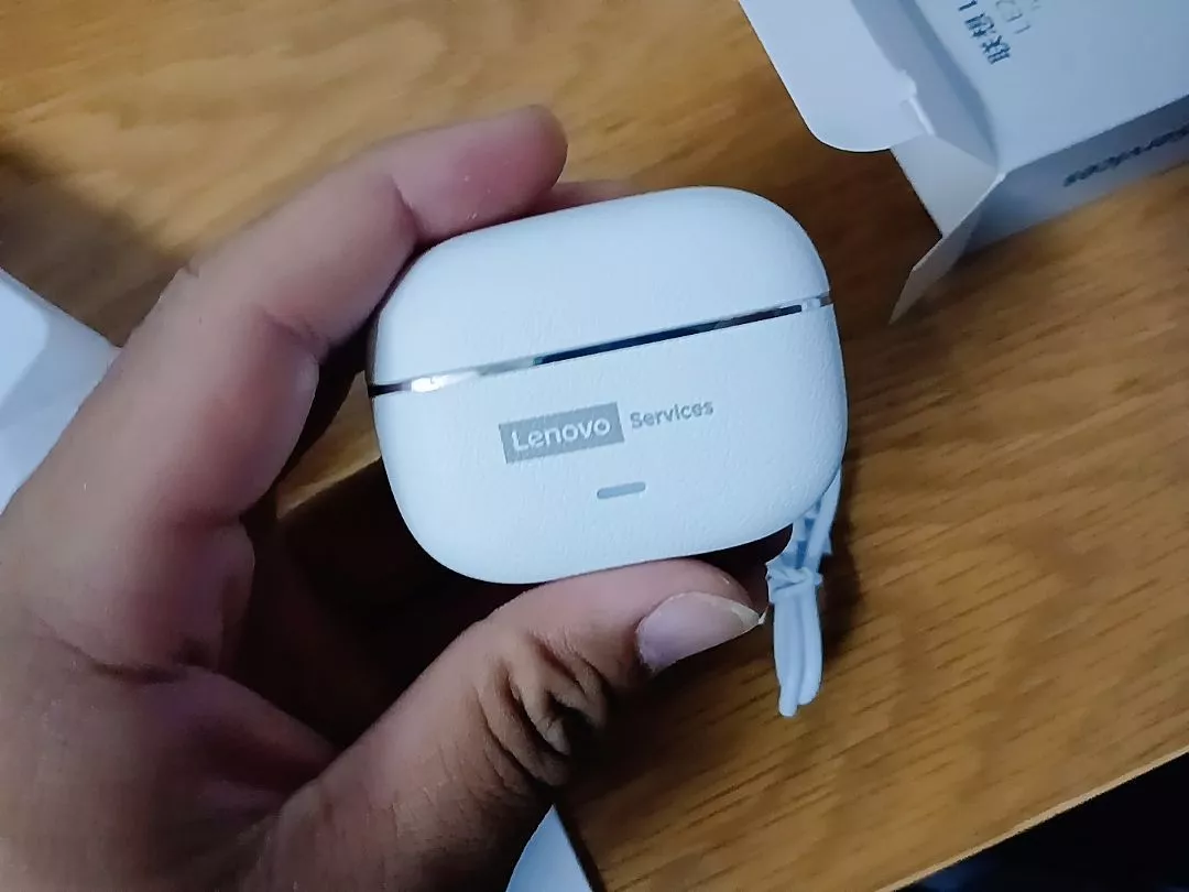 Tai nghe chơi game Lenovo LE208 thiết kế bán trong tai