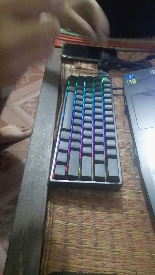 Bàn phím gaming AULA WIN60 RGB
