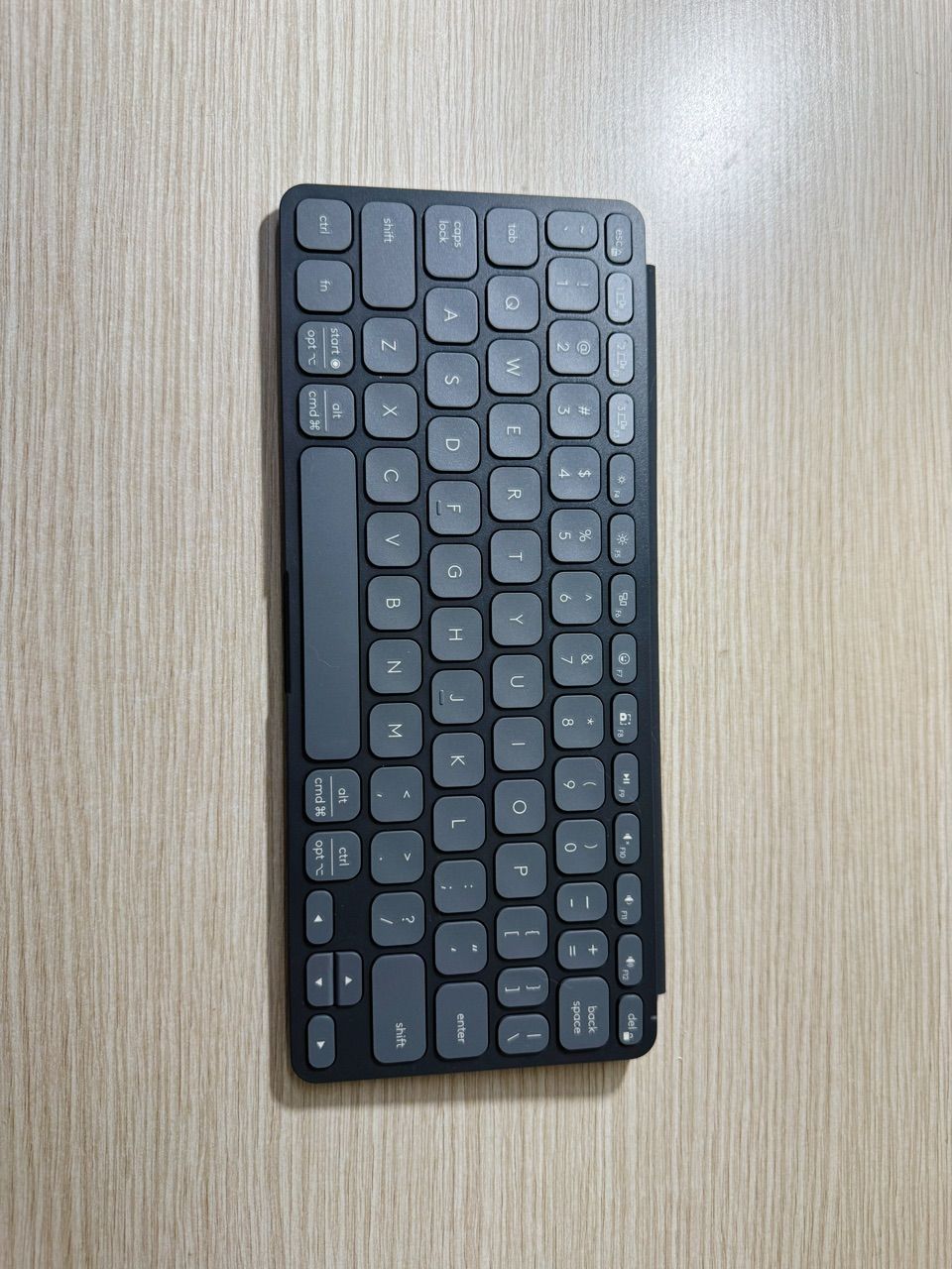 Thiết kế mỏng nhẹ của bàn phím Logitech