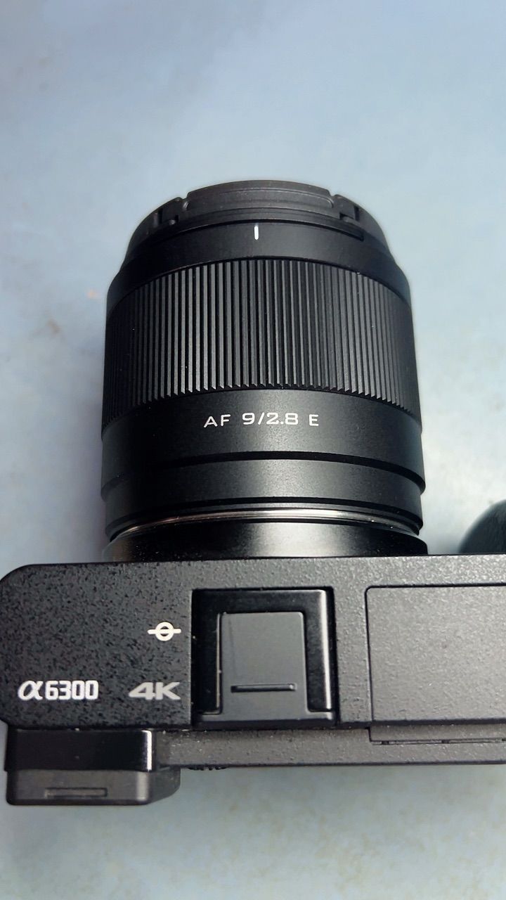 Viltrox AF 9mm góc siêu rộng