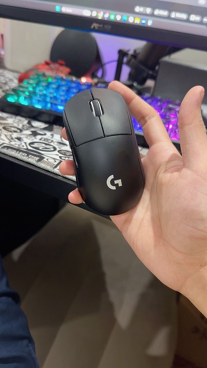 Thiết kế chuột Logitech